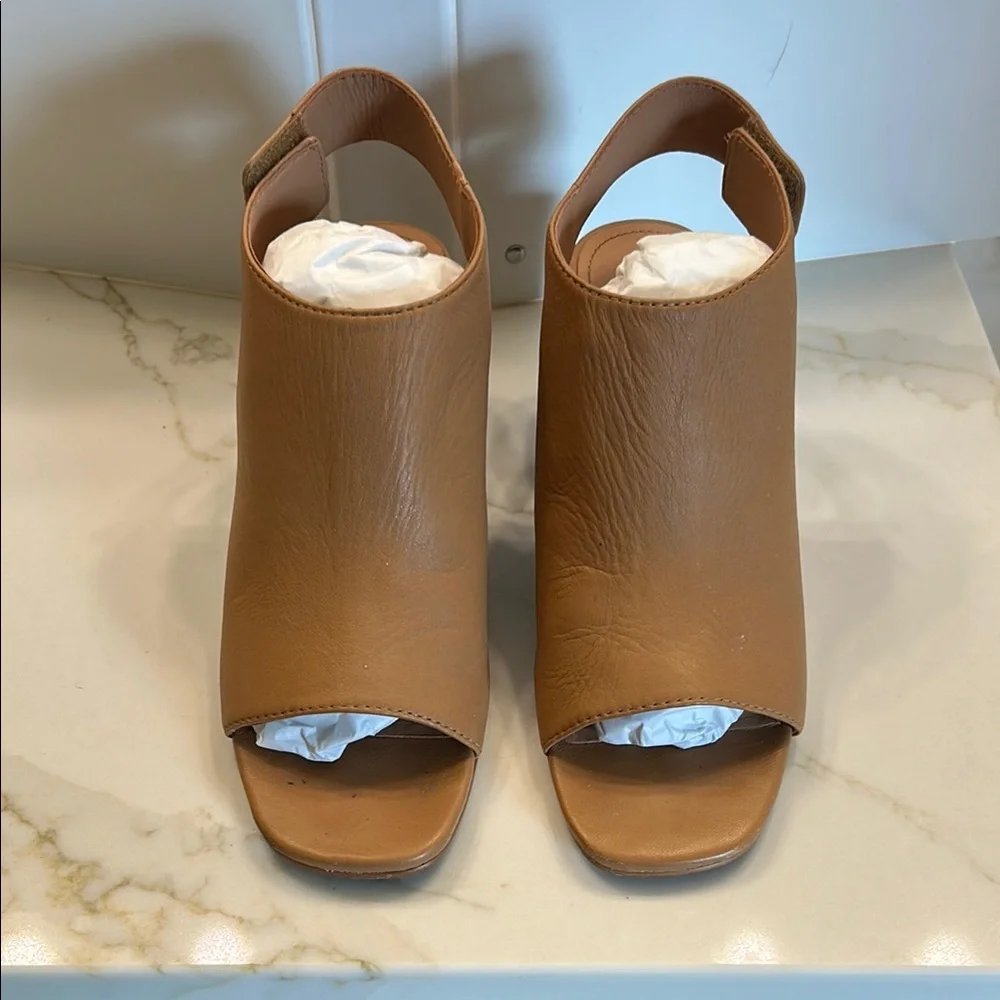 Johnston & Murphy Camel Brown Open-Toe Slingback Heels